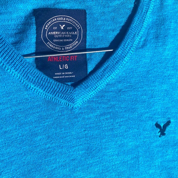 Men’s American Eagle Long Sleeve Sweater - Picture 2 of 2